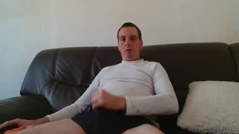 Snapshot of clouplefun chatting on October 15, 11:43 am clouplefun online show from October 15, 11:43 am
