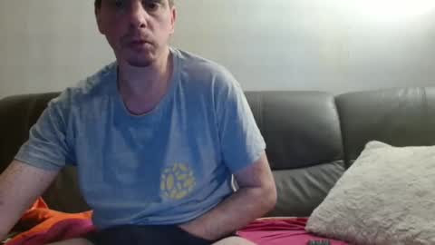 Snapshot of clouplefun chatting on October 23, 6:34 am clouplefun online show from October 23, 6:34 am