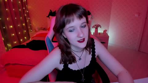  Clover  follow me  online show from December 20, 6:45 pm