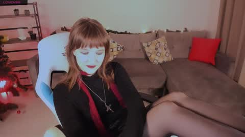  Clover  follow me  online show from January 12, 2:52 pm