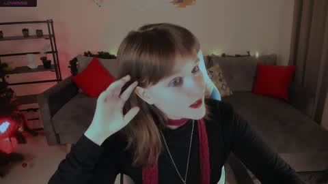  Clover  follow me  online show from January 12, 6:27 pm