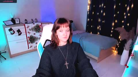  Clover  follow me  online show from January 13, 6:38 pm