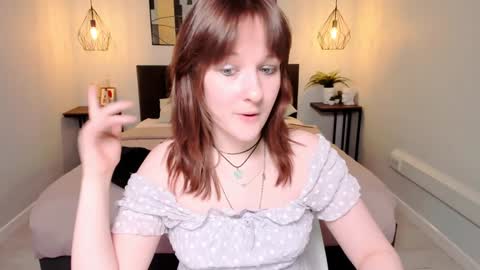 Clover  follow me  online show from February 5, 9:57 am