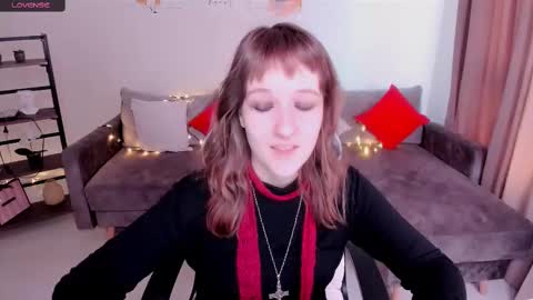  Clover  follow me  online show from March 8, 2:51 pm