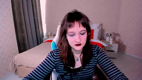  Clover  follow me  online show from March 10, 2:59 pm