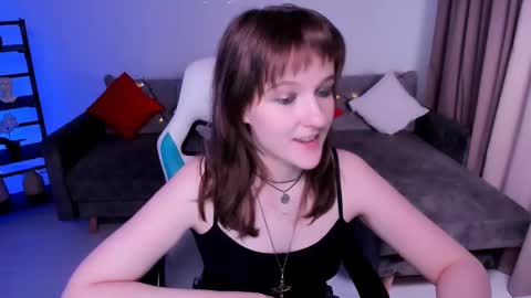  Clover  follow me  online show from March 12, 3:51 pm