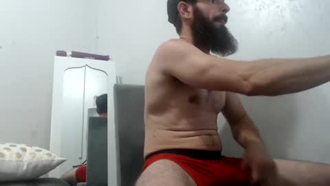 Snapshot of clubb86 chatting on May 31, 7:37 pm Maxxdieselx69 online show from May 31, 7:37 pm
