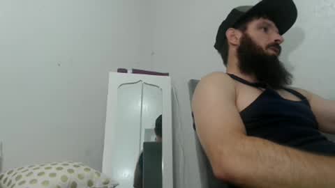 Snapshot of clubb86 chatting on June 10, 7:02 pm Maxxdieselx69 online show from June 10, 7:02 pm