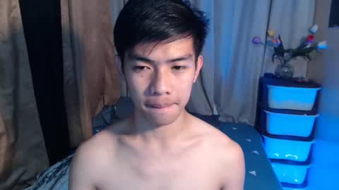 clyde_twinkx online show from August 8, 10:17 am