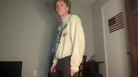 Snapshot of clydeaustin chatting on December 7, 2:53 am Clyde Austin online show from December 7, 2:53 am