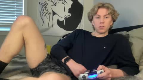 Snapshot of clydeaustin chatting on January 8, 7:45 pm Clyde Austin online show from January 8, 7:45 pm