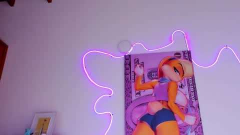 cmila0713 online show from May 12, 12:52 am
