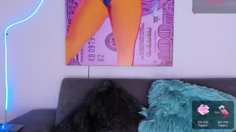 cmila0713 online show from June 4, 1:33 am