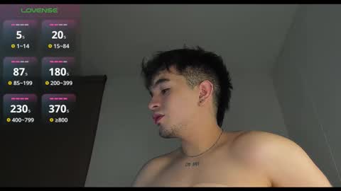 Johan   online show from November 26, 2:12 am