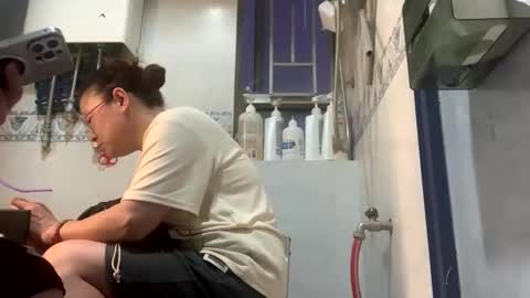 Snapshot of cocacola1668 chatting on November 10, 10:03 am Cocacola1668 online show from November 10, 10:03 am