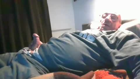Snapshot of cock9635 chatting on December 26, 1:54 pm cock9635 online show from December 26, 1:54 pm