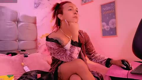 Snapshot of cock_big_girl chatting on May 28, 3:15 am Valerie nenitasexy online show from May 28, 3:15 am