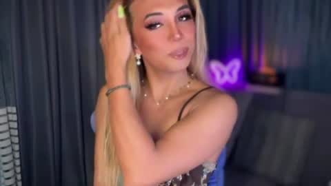 Snapshot of cockprincess_dianna chatting on August 2, 3:38 am PrincessDianna IslandGirl CUMSHOW in PVT and PASSWORDSHOW online show from August 2, 3:38 am