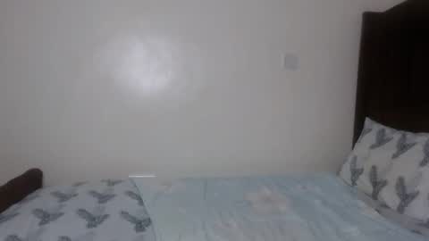 cocoa_devine online show from May 2, 11:54 pm