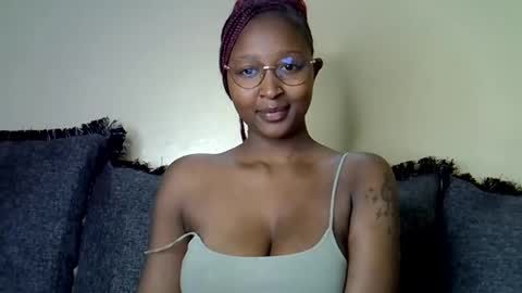 Snapshot of cocobaby_ chatting on July 30, 8:30 pm Coco online show from July 30, 8:30 pm