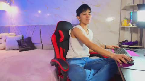 COCO online show from May 8, 1:27 pm