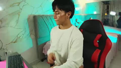 COCO online show from May 9, 1:33 am