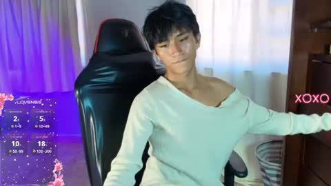 COCO online show from June 11, 3:43 pm