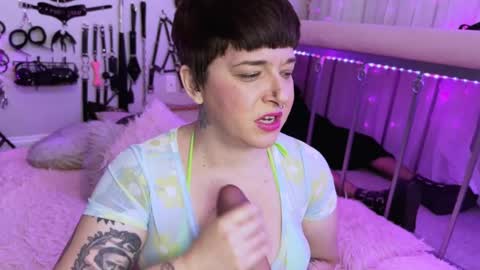 Snapshot of cocodeville chatting on March 11, 3:59 am Coco Deville online show from March 11, 3:59 am