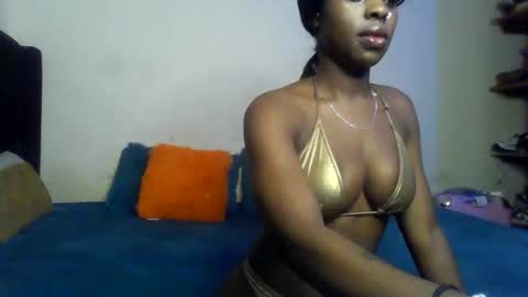 Snapshot of cocolatti1 chatting on September 18, 3:19 am coco online show from September 18, 3:19 am