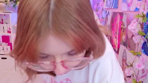 Snapshot of coconut_mia chatting on February 6, 7:50 pm Mia online show from February 6, 7:50 pm