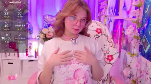 Snapshot of coconut_mia chatting on February 14, 8:49 pm Mia online show from February 14, 8:49 pm