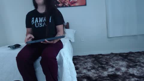 coconutt_oil online show from February 2, 8:35 am