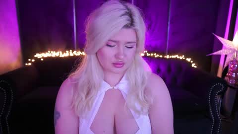 onlyfans amyleyy online show from April 29, 6:50 am