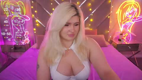 Snapshot of cocosecretss chatting on May 14, 7:04 am onlyfans amyleyy online show from May 14, 7:04 am