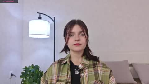 Kim online show from May 2, 6:18 am