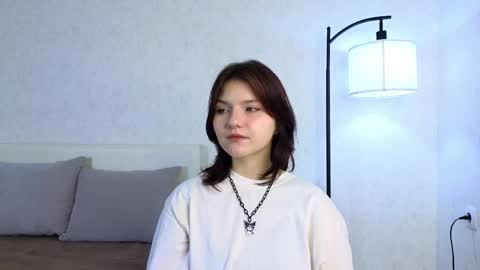 Kim online show from May 8, 5:57 am