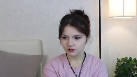 Kim online show from May 11, 7:25 am