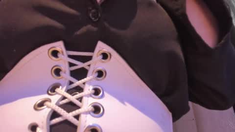 cocovolkovva online show from February 22, 6:52 pm