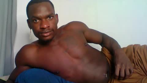 Snapshot of coddy_fit chatting on December 13, 10:55 pm cody online show from December 13, 10:55 pm