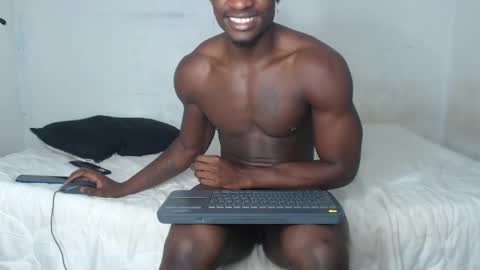 Snapshot of coddy_fit chatting on December 19, 6:01 pm cody online show from December 19, 6:01 pm