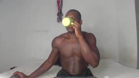 Snapshot of coddy_fit chatting on January 13, 12:02 pm cody online show from January 13, 12:02 pm
