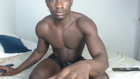 Snapshot of coddy_fit chatting on January 25, 2:36 pm cody online show from January 25, 2:36 pm
