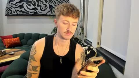 Snapshot of codygunzxxx2 chatting on June 13, 3:37 am Cody and Emeraldboy online show from June 13, 3:37 am