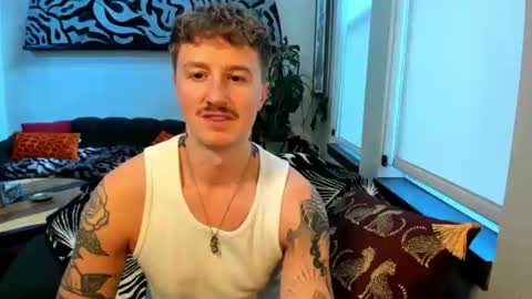Snapshot of codygunzxxx2 chatting on June 14, 12:41 am Cody and Emeraldboy online show from June 14, 12:41 am