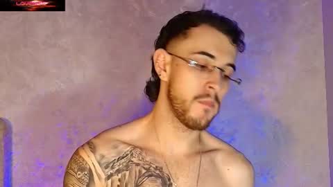 Snapshot of codyywalker chatting on June 20, 1:30 am Cody Walker online show from June 20, 1:30 am