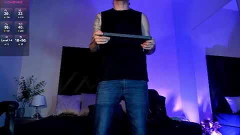 Snapshot of codyywalker chatting on July 19, 5:44 am Cody Walker online show from July 19, 5:44 am