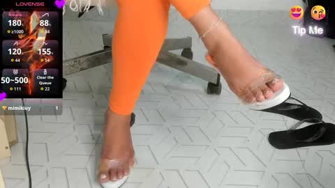 laurita online show from November 28, 4:09 pm