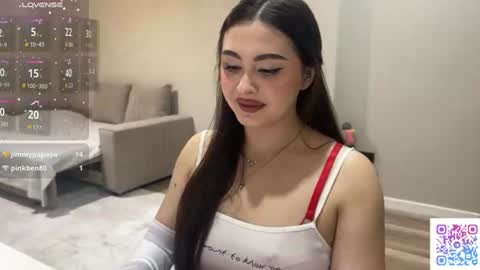 Yumi online show from June 12, 10:19 pm