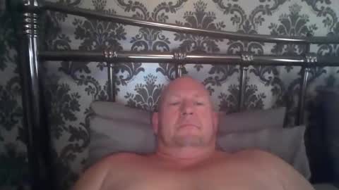 Snapshot of col4nows chatting on September 17, 11:12 am col4nows online show from September 17, 11:12 am