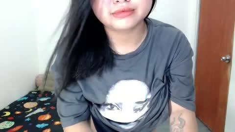 Snapshot of colbie4u chatting on June 13, 2:20 am colbie4u online show from June 13, 2:20 am